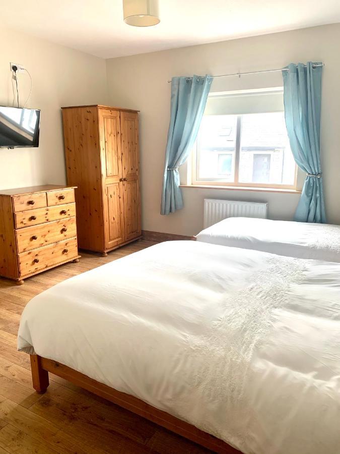 Wild Atlantic Way Cottage Dooagh エクステリア 写真